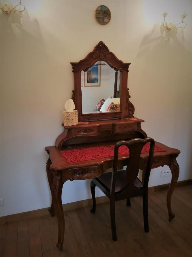 Bed and Breakfast Le Grand Chemin De La Vie Montcaret Exterior foto