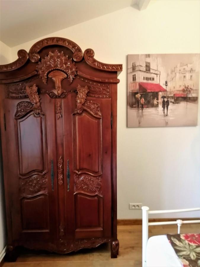 Bed and Breakfast Le Grand Chemin De La Vie Montcaret Exterior foto
