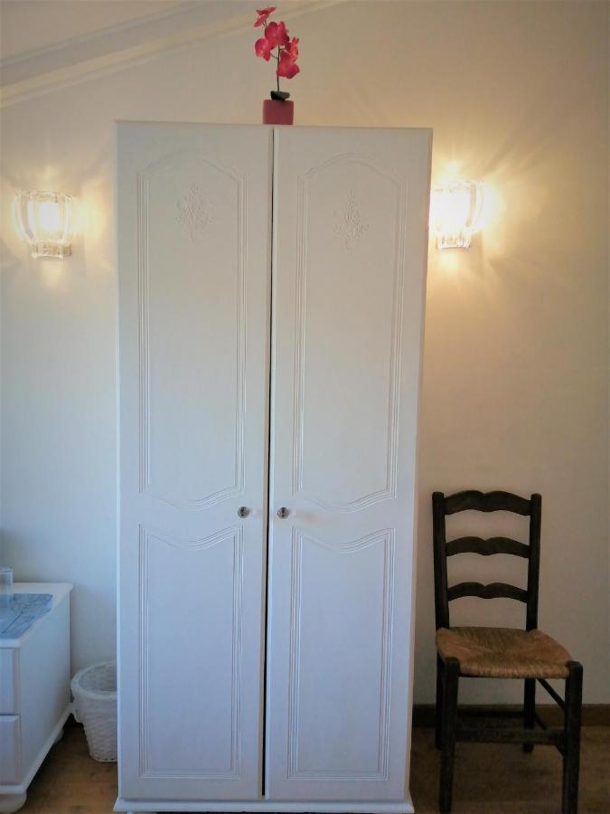 Bed and Breakfast Le Grand Chemin De La Vie Montcaret Exterior foto