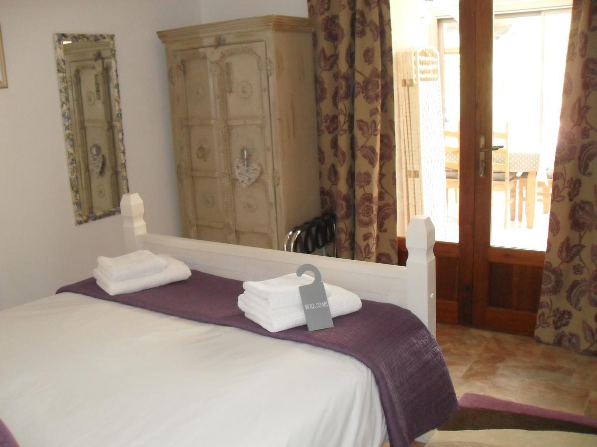 Bed and Breakfast Le Grand Chemin De La Vie Montcaret Exterior foto